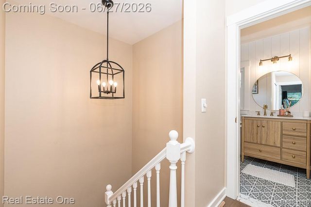 1222 Kings Cove Court 244, Rochester Hills, MI 48306