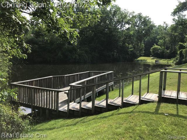 1222 Kings Cove Court 244, Rochester Hills, MI 48306
