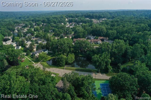 1222 Kings Cove Court 244, Rochester Hills, MI 48306