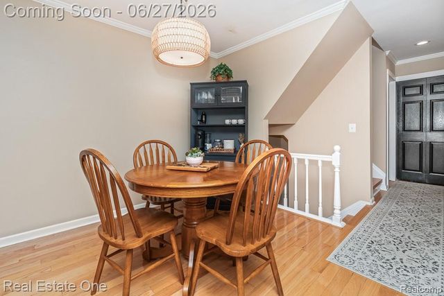1222 Kings Cove Court 244, Rochester Hills, MI 48306