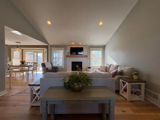 4696 Stonewood Court, Hudsonville, MI 49426