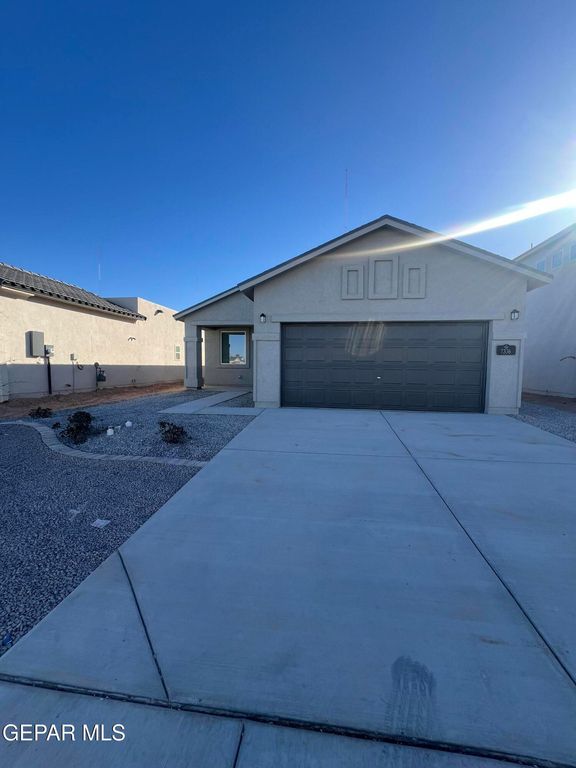 7336 NORTE BRASIL Drive, El Paso, TX 79934