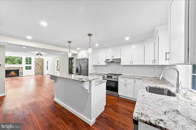 1861 LENAPE RD, West Chester, PA 19382