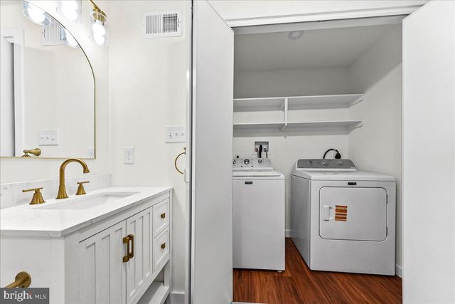 1861 LENAPE RD, West Chester, PA 19382