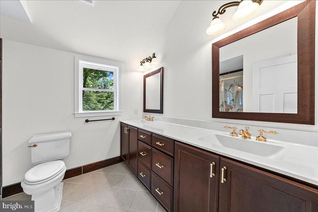 1861 LENAPE RD, West Chester, PA 19382