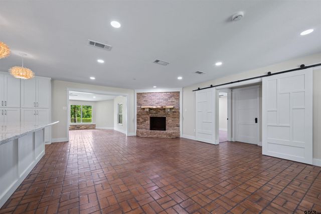 13426 County Road 468, Tyler, TX 75704