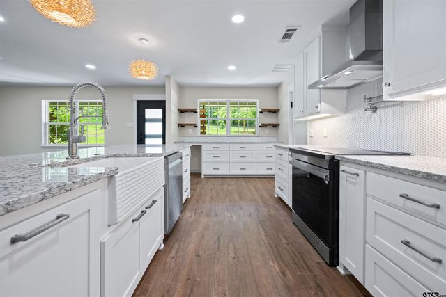 13426 County Road 468, Tyler, TX 75704