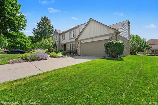 24938 White Plains Drive, Novi, MI 48374