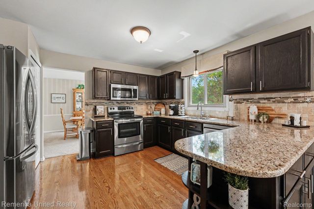 24938 White Plains Drive, Novi, MI 48374