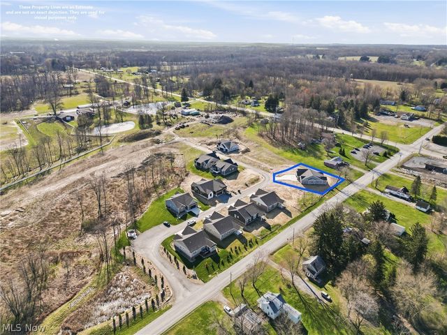 4540 Wyatt Way, Poland, OH 44514