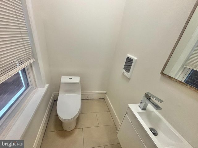 222 W ROOSEVELT BLVD, Philadelphia, PA 19120