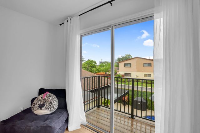 4180 N Landar Drive, Lake Worth, FL 33463