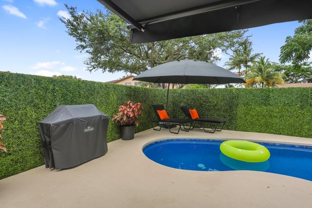 4180 N Landar Drive, Lake Worth, FL 33463