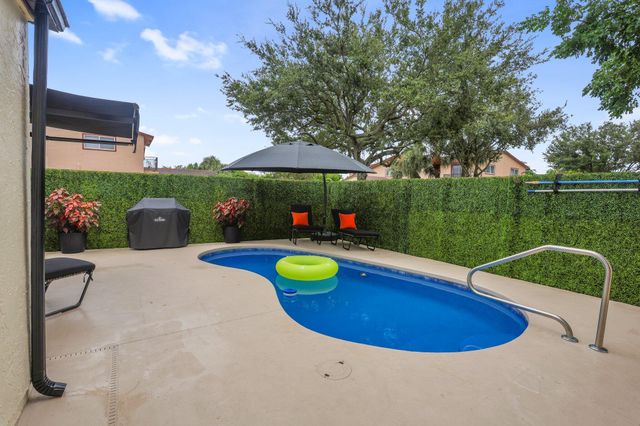 4180 N Landar Drive, Lake Worth, FL 33463