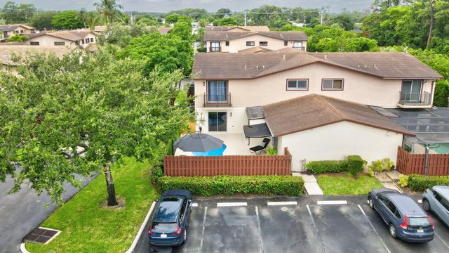 4180 N Landar Drive, Lake Worth, FL 33463