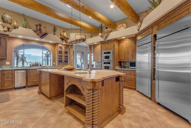 13330 E Jomax Road, Scottsdale, AZ 85262