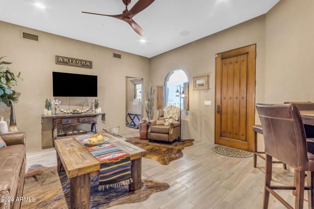 13330 E Jomax Road, Scottsdale, AZ 85262