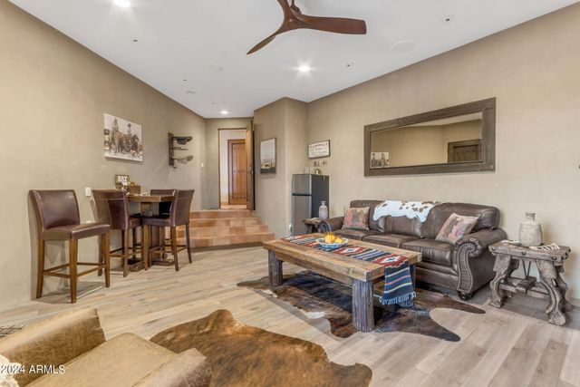 13330 E Jomax Road, Scottsdale, AZ 85262