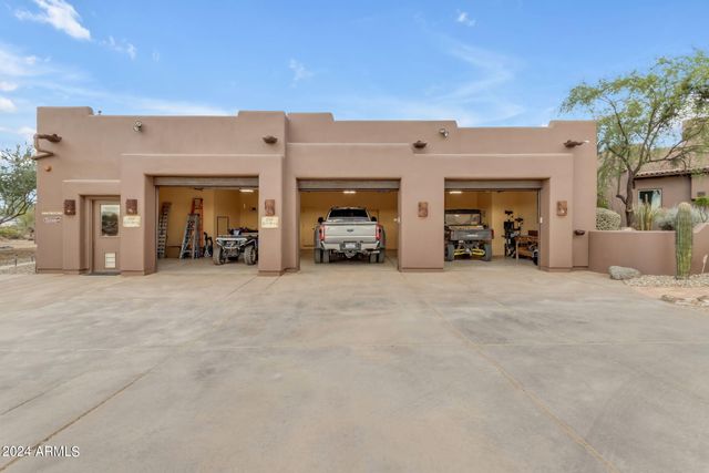 13330 E Jomax Road, Scottsdale, AZ 85262