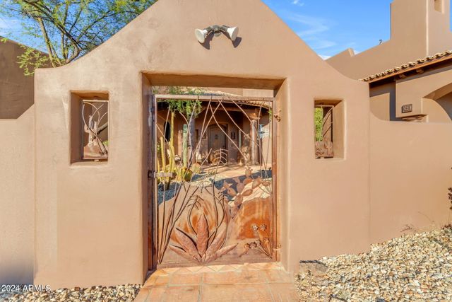 13330 E Jomax Road, Scottsdale, AZ 85262