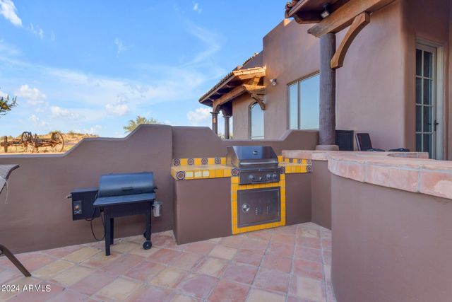 13330 E Jomax Road, Scottsdale, AZ 85262