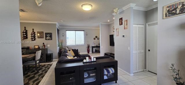 1643 Palermo Dr, Weston, FL 33327