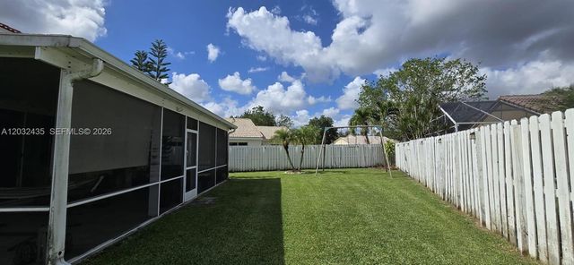 1643 Palermo Dr, Weston, FL 33327