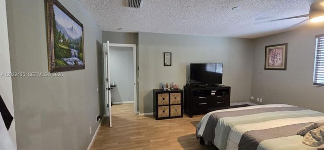 1643 Palermo Dr, Weston, FL 33327
