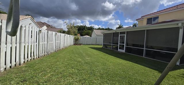 1643 Palermo Dr, Weston, FL 33327