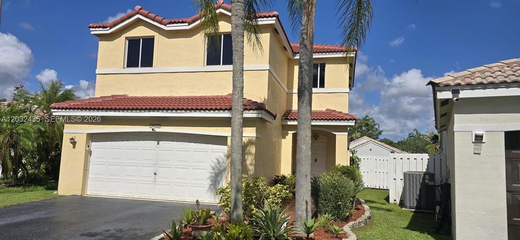 1643 Palermo Dr, Weston, FL 33327