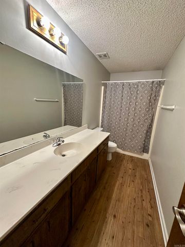 12921 Barth Road, Alexander, AR 72002