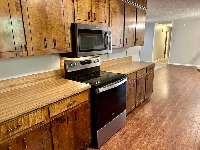 12921 Barth Road, Alexander, AR 72002