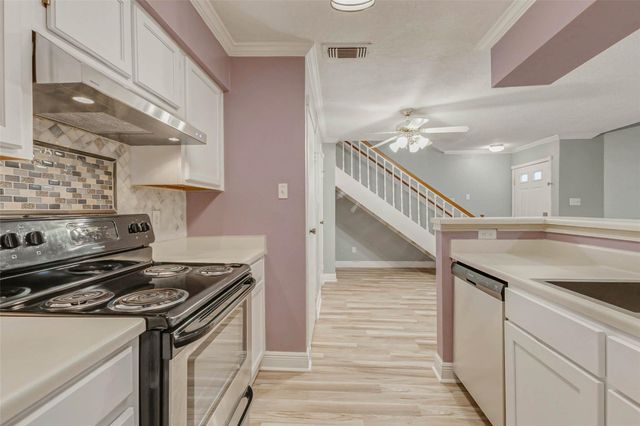 11201 Lynbrook Drive 3702, Houston, TX 77042