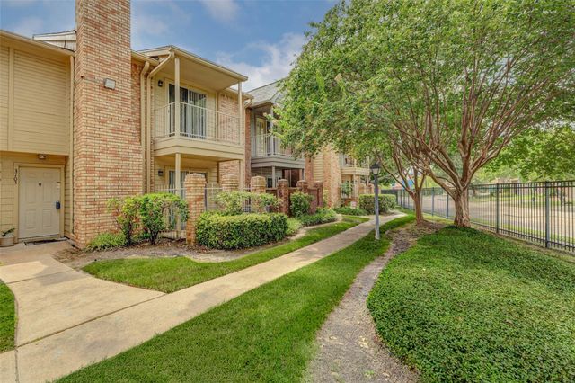 11201 Lynbrook Drive 3702, Houston, TX 77042