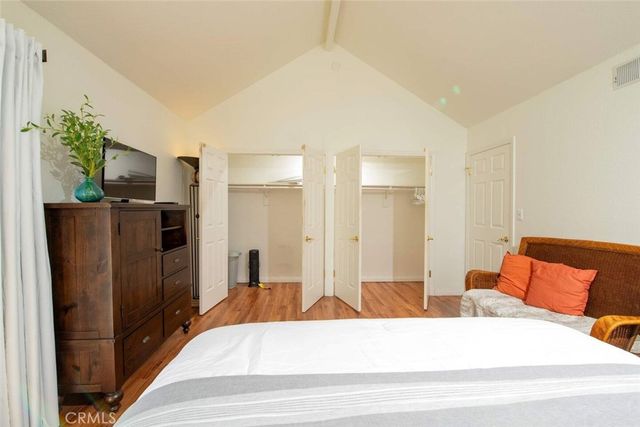 7310 Balboa Boulevard F, Van Nuys, CA 91406