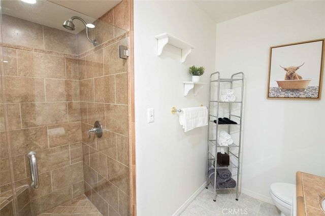 7310 Balboa Boulevard F, Van Nuys, CA 91406