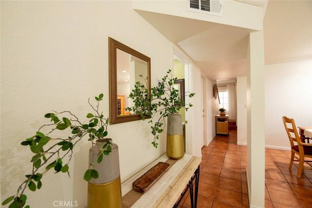 7310 Balboa Boulevard F, Van Nuys, CA 91406