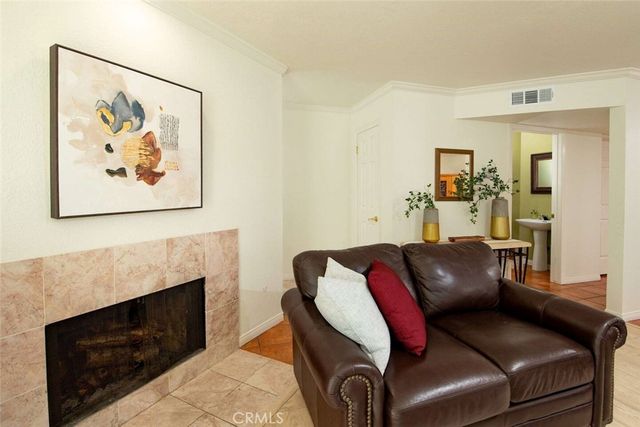 7310 Balboa Boulevard F, Van Nuys, CA 91406