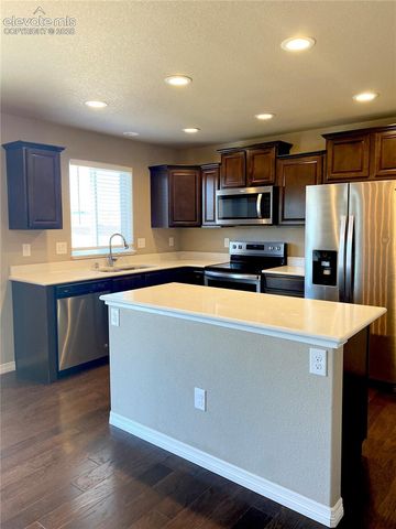 6142 Meadowbank Lane, Colorado Springs, CO 80925