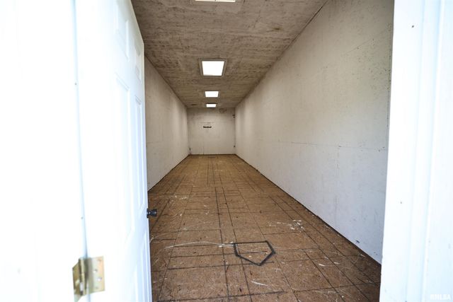 42060 County Highway 10, Nebo, IL 62355