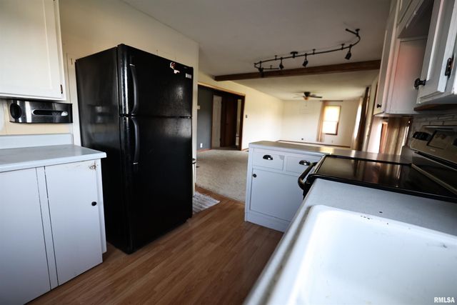 42060 County Highway 10, Nebo, IL 62355