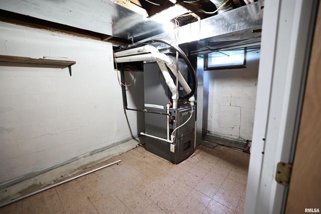 42060 County Highway 10, Nebo, IL 62355