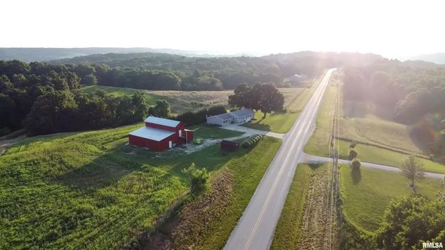 42060 County Highway 10, Nebo, IL 62355