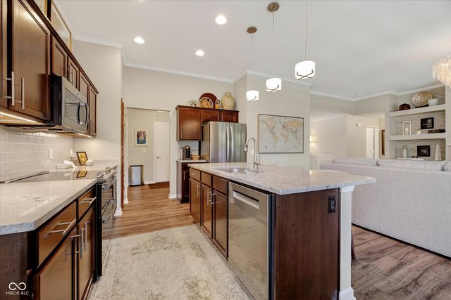 14091 Timber Knoll Drive, Mccordsville, IN 46055