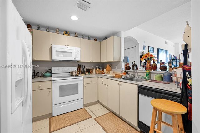 6630 NW 114th Ave 1538, Doral, FL 33178