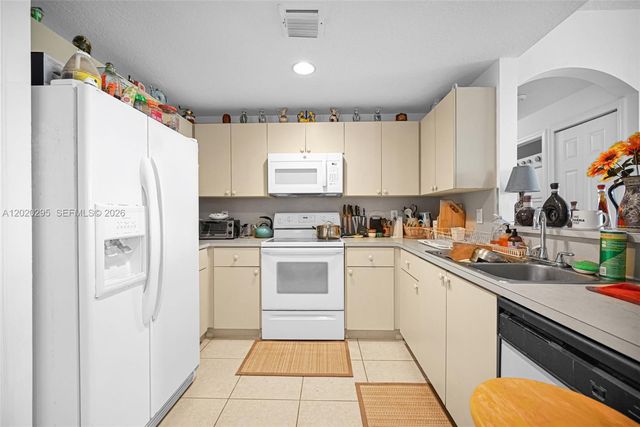 6630 NW 114th Ave 1538, Doral, FL 33178