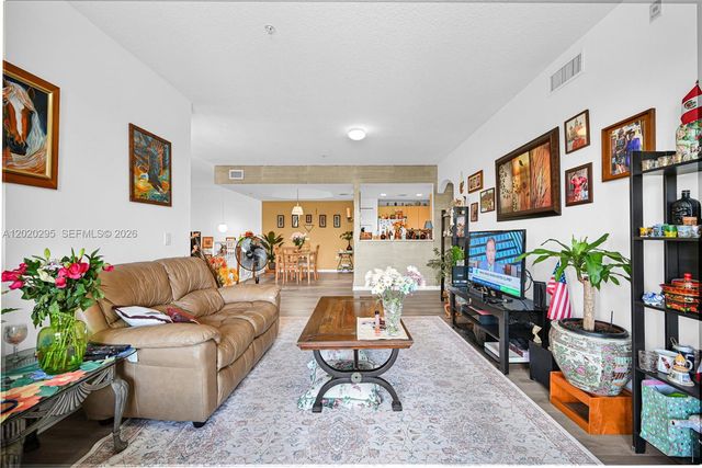 6630 NW 114th Ave 1538, Doral, FL 33178