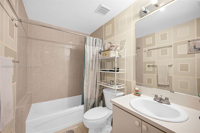 6630 NW 114th Ave 1538, Doral, FL 33178