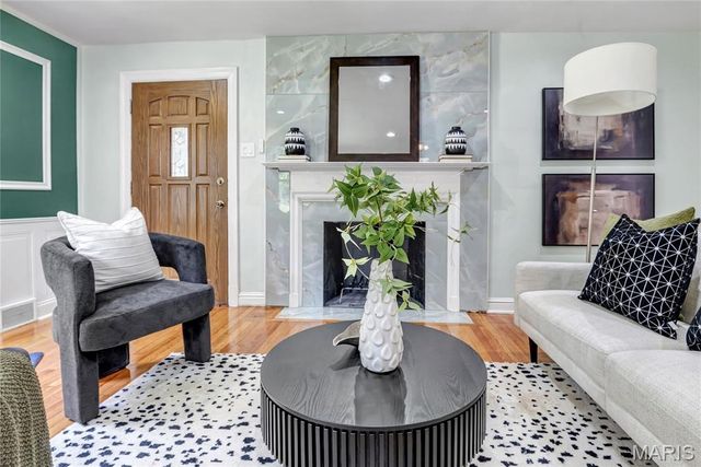 1545 Moore Place, University City, MO 63130