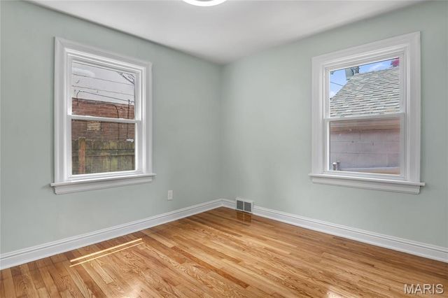 1545 Moore Place, University City, MO 63130
